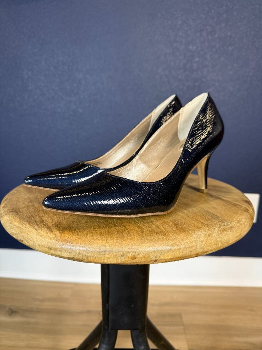 Alfani NWT Ink Navy Textured Pointed Toe Jeules Pumps | 7.5M
